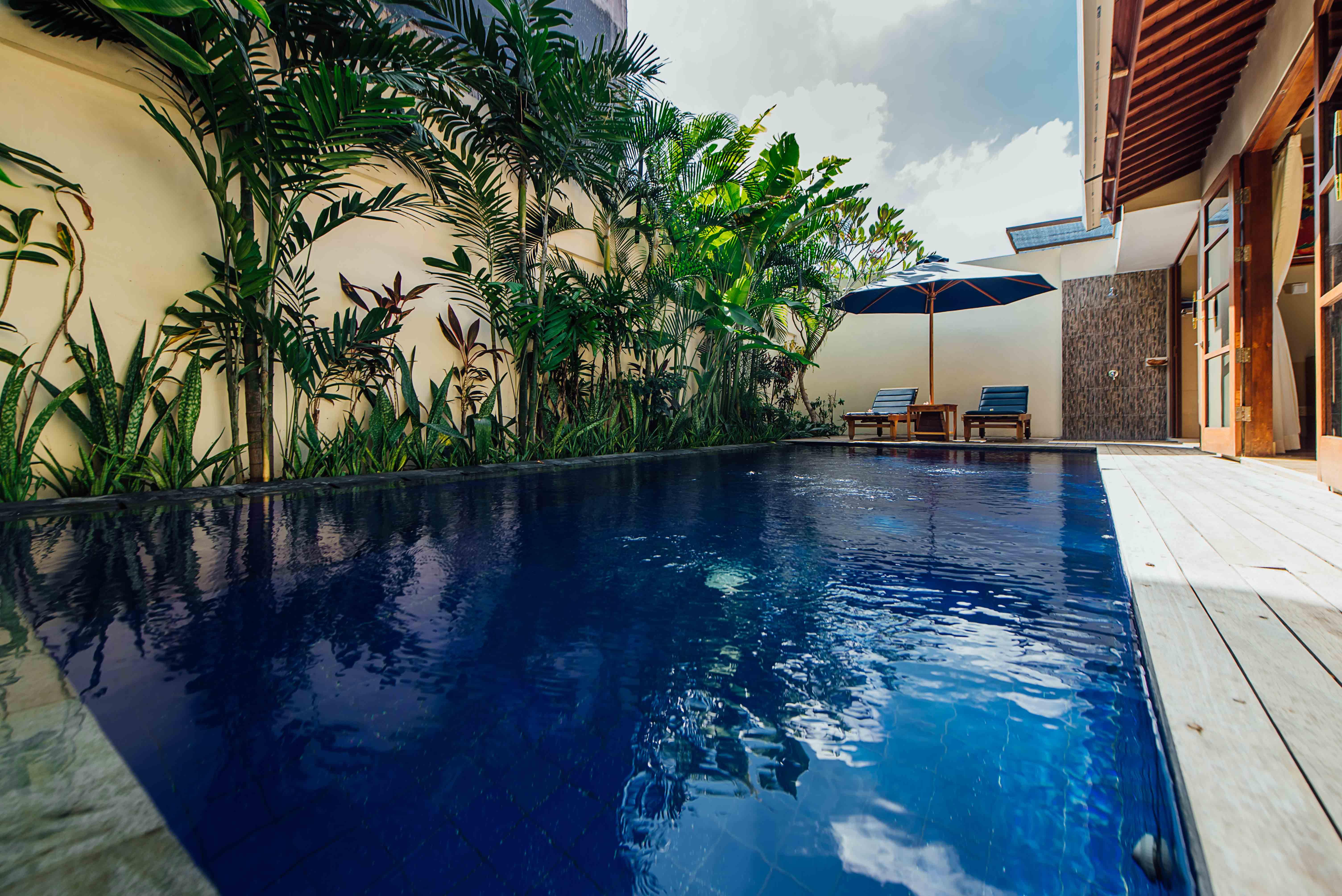Kuta Puri Bungalows, Villas And Resort Екстер'єр фото