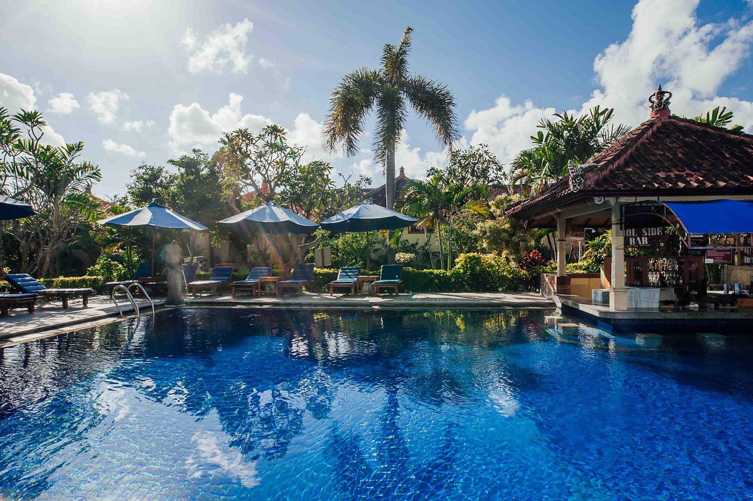 Kuta Puri Bungalows, Villas And Resort Екстер'єр фото