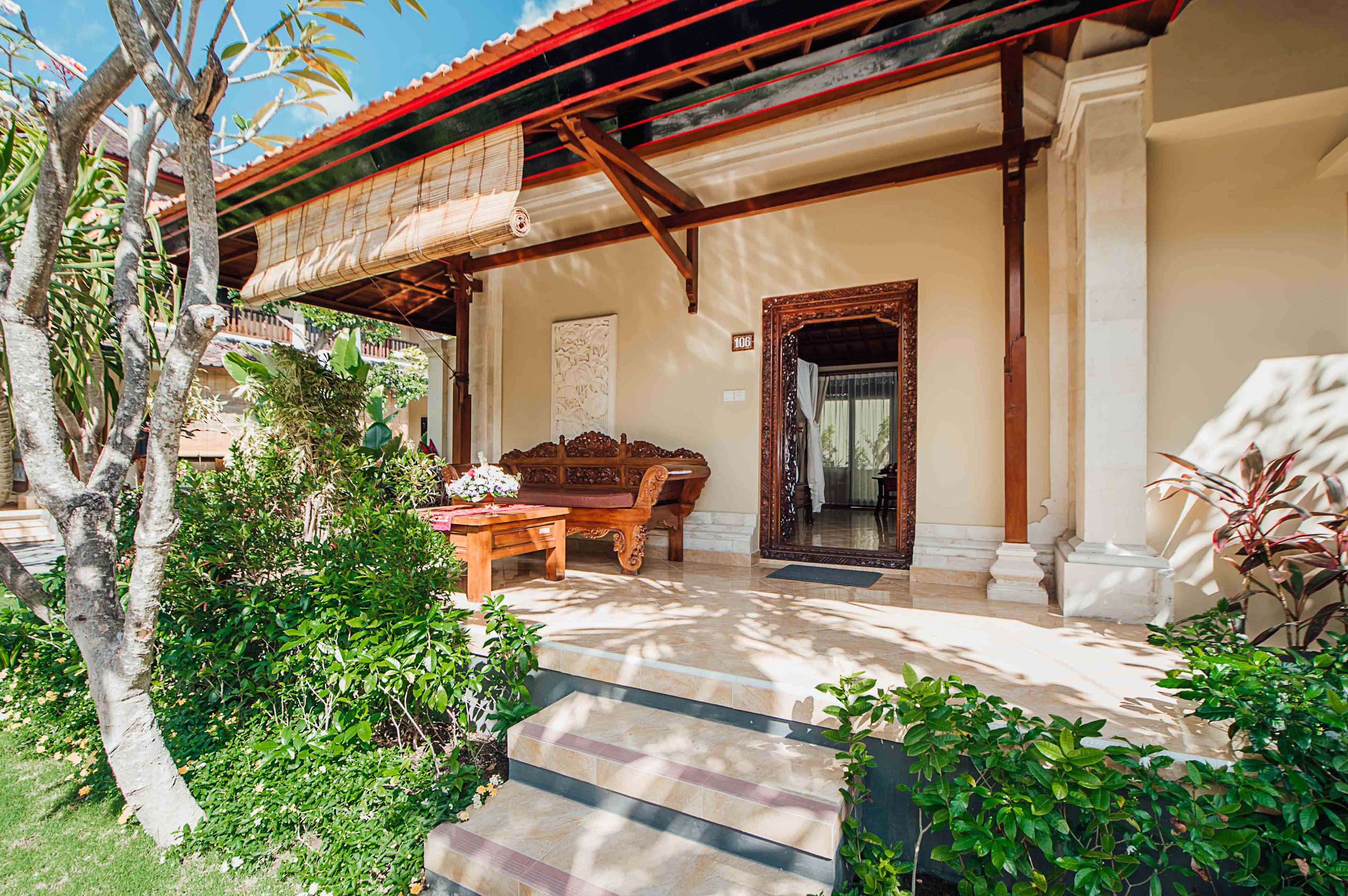 Kuta Puri Bungalows, Villas And Resort Екстер'єр фото