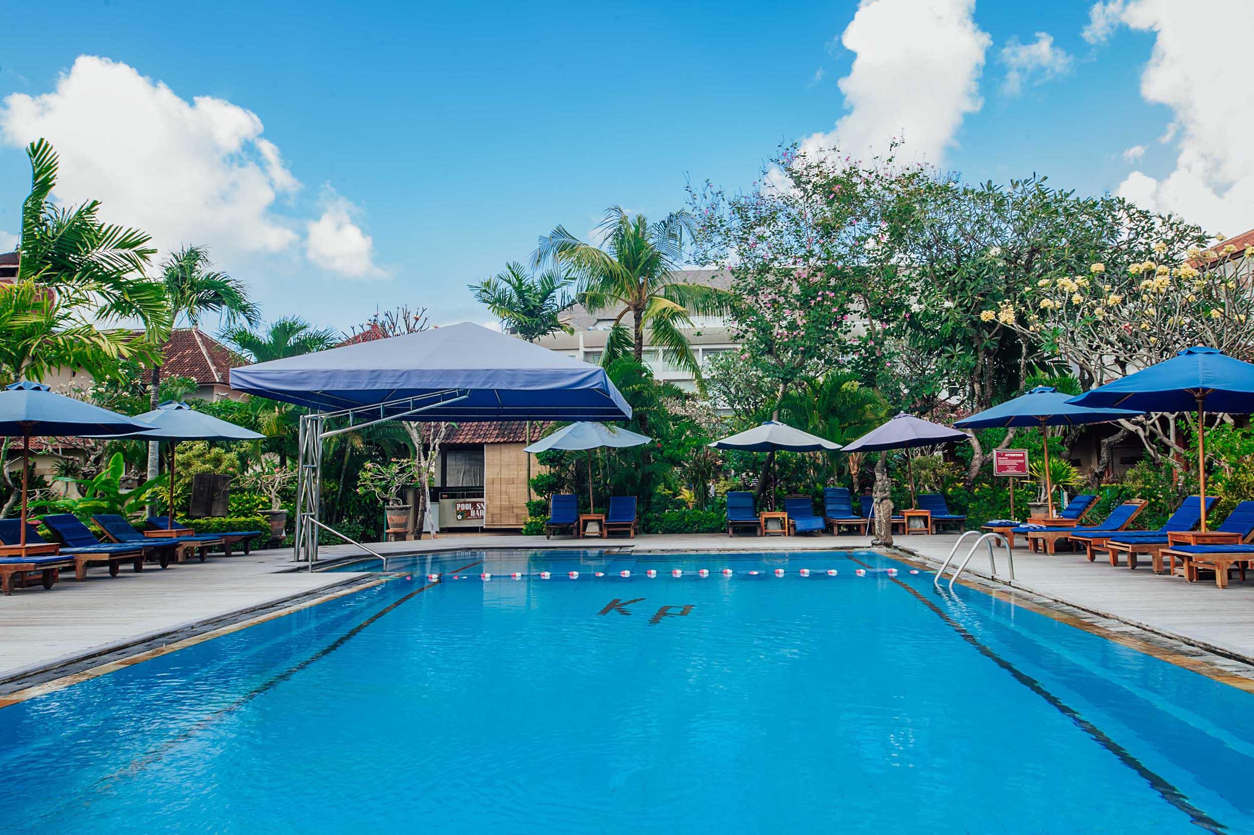 Kuta Puri Bungalows, Villas And Resort Екстер'єр фото