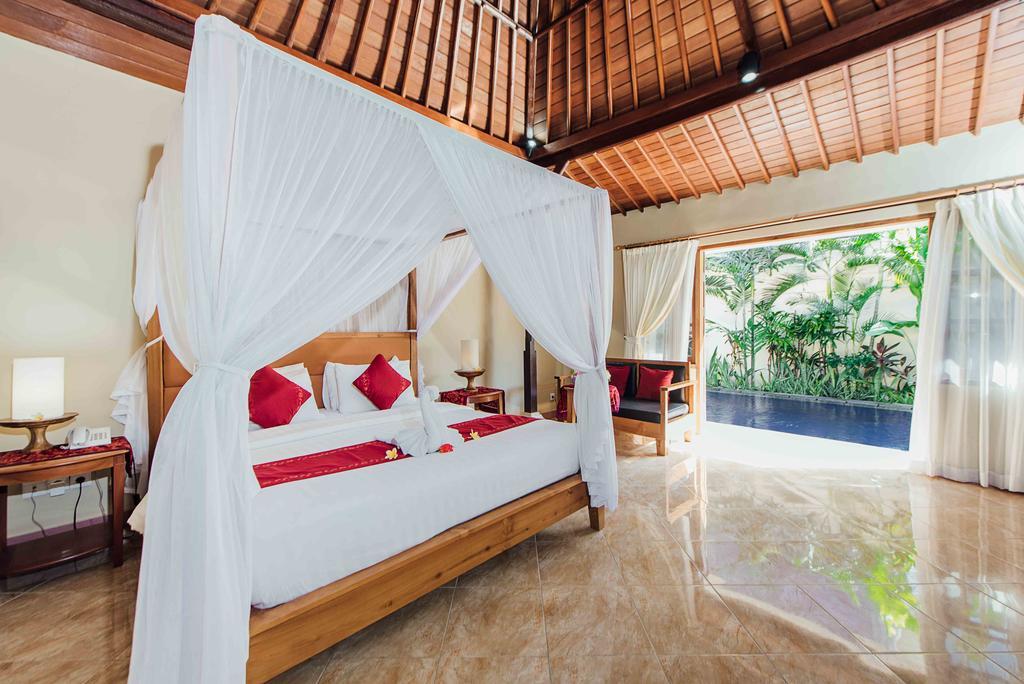 Kuta Puri Bungalows, Villas And Resort Екстер'єр фото