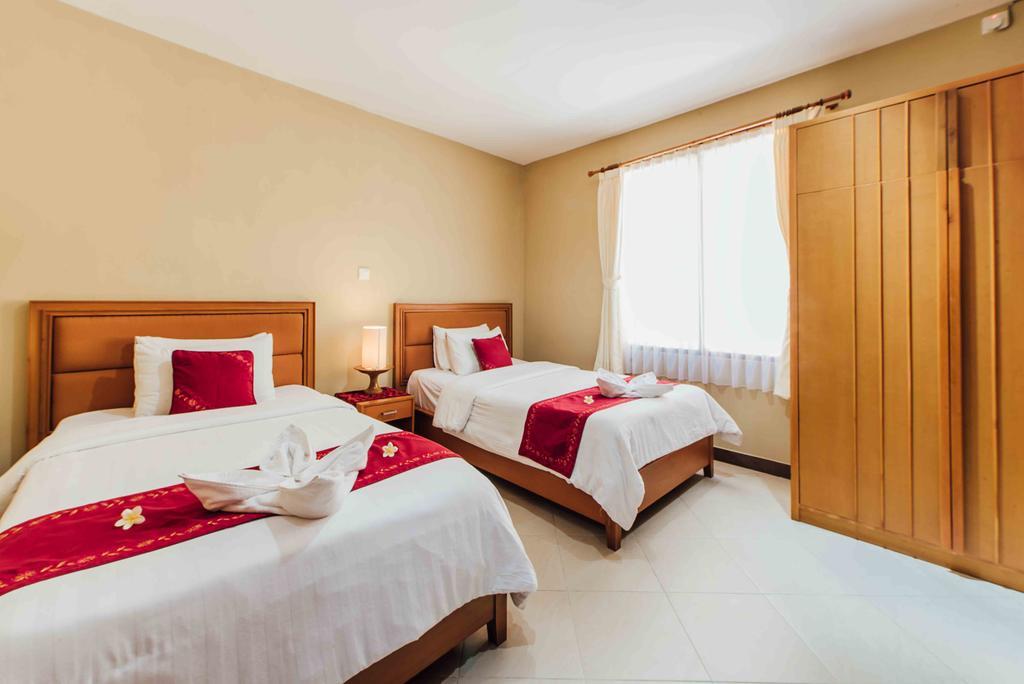 Kuta Puri Bungalows, Villas And Resort Екстер'єр фото