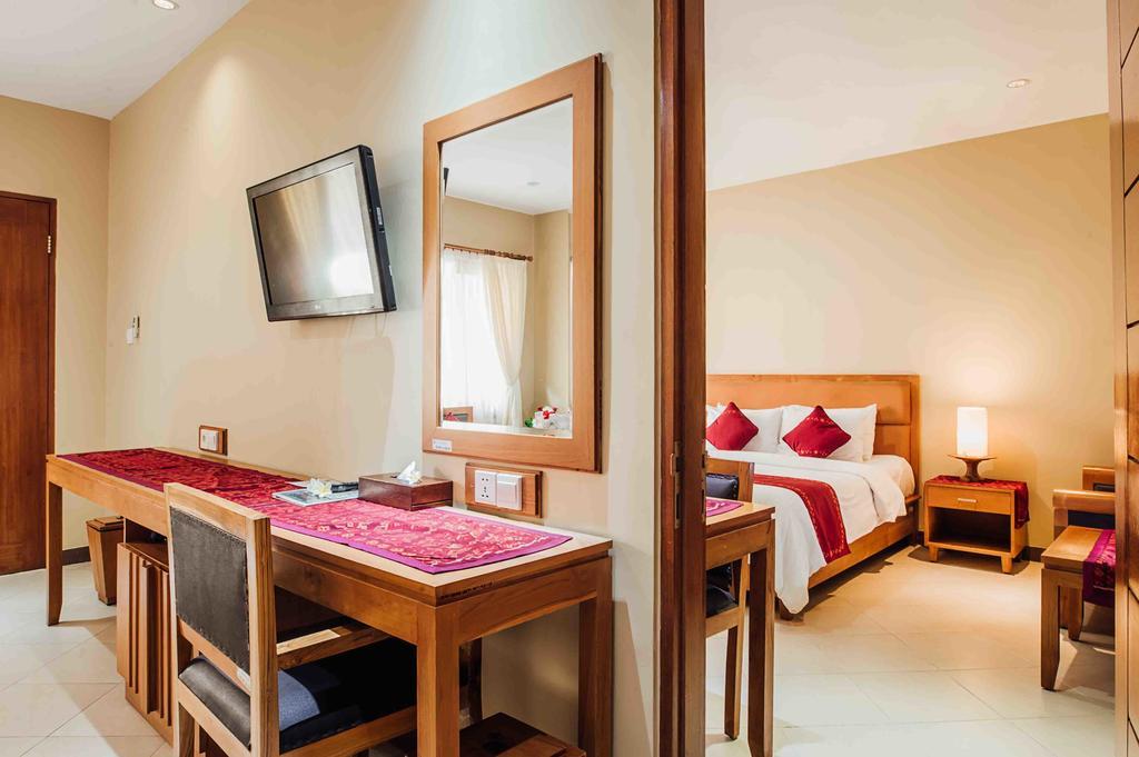 Kuta Puri Bungalows, Villas And Resort Екстер'єр фото